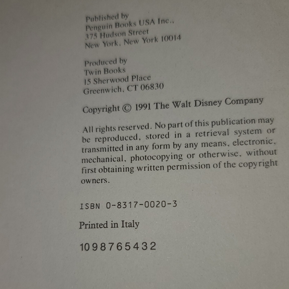 Disney One Hundred and One Dalmatians oversize 1991 book - Picture 3 of 4